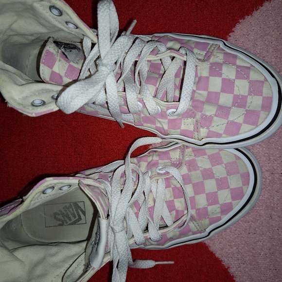 Vans Pink and White Checkered HiTop Sneakers 9 - Picture 10 of 10